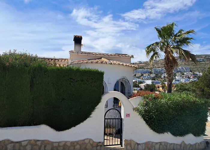 Casita De La Cumbre - Comfortable Holiday Home Near Cala Moraig
